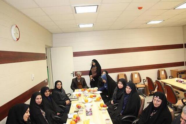 دکتر مریم زند